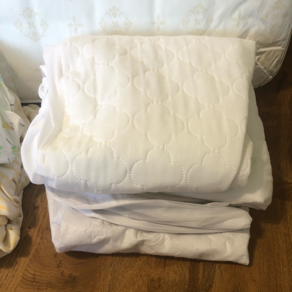 Sealy mattress waterproof covers, crib sheets. Etc
